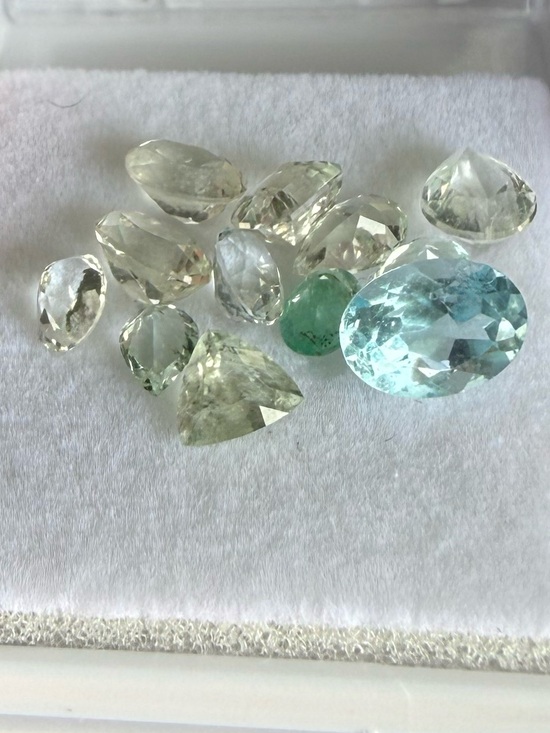 Artisan Jewelry - Beryl Loose Natural Gemstones Parcel Bundle Lot